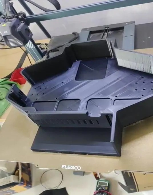 PLA component mounting base plate